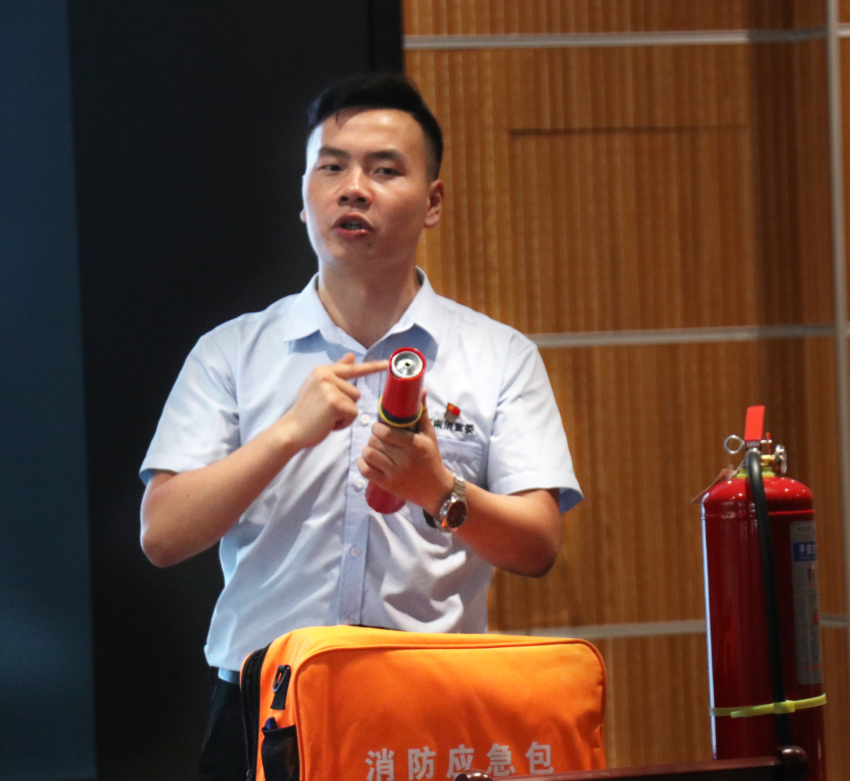 消防8.jpg 消防8.jpg